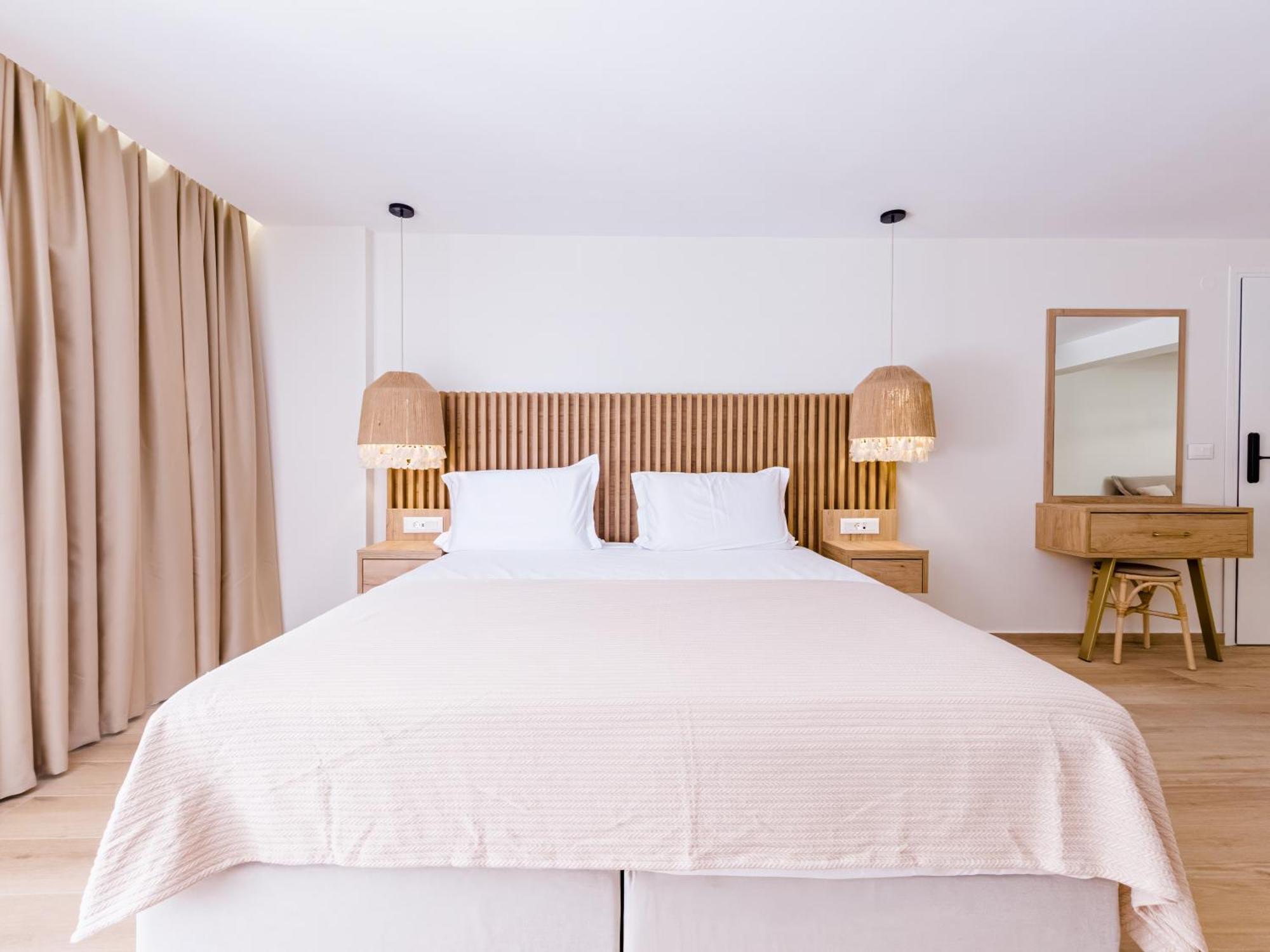 Serenity Hill Paliouri Room photo